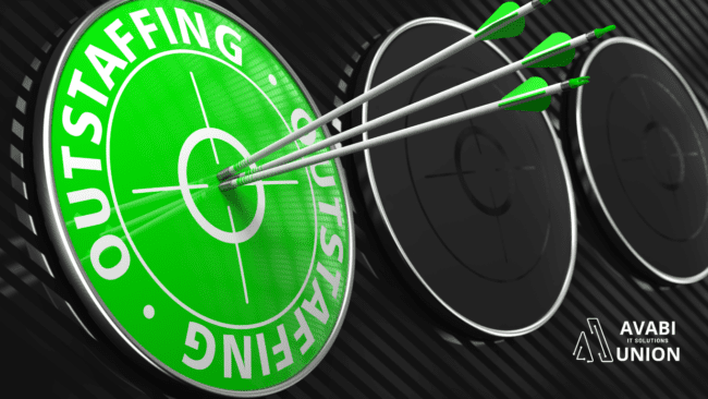 green target with arrows right in the centre